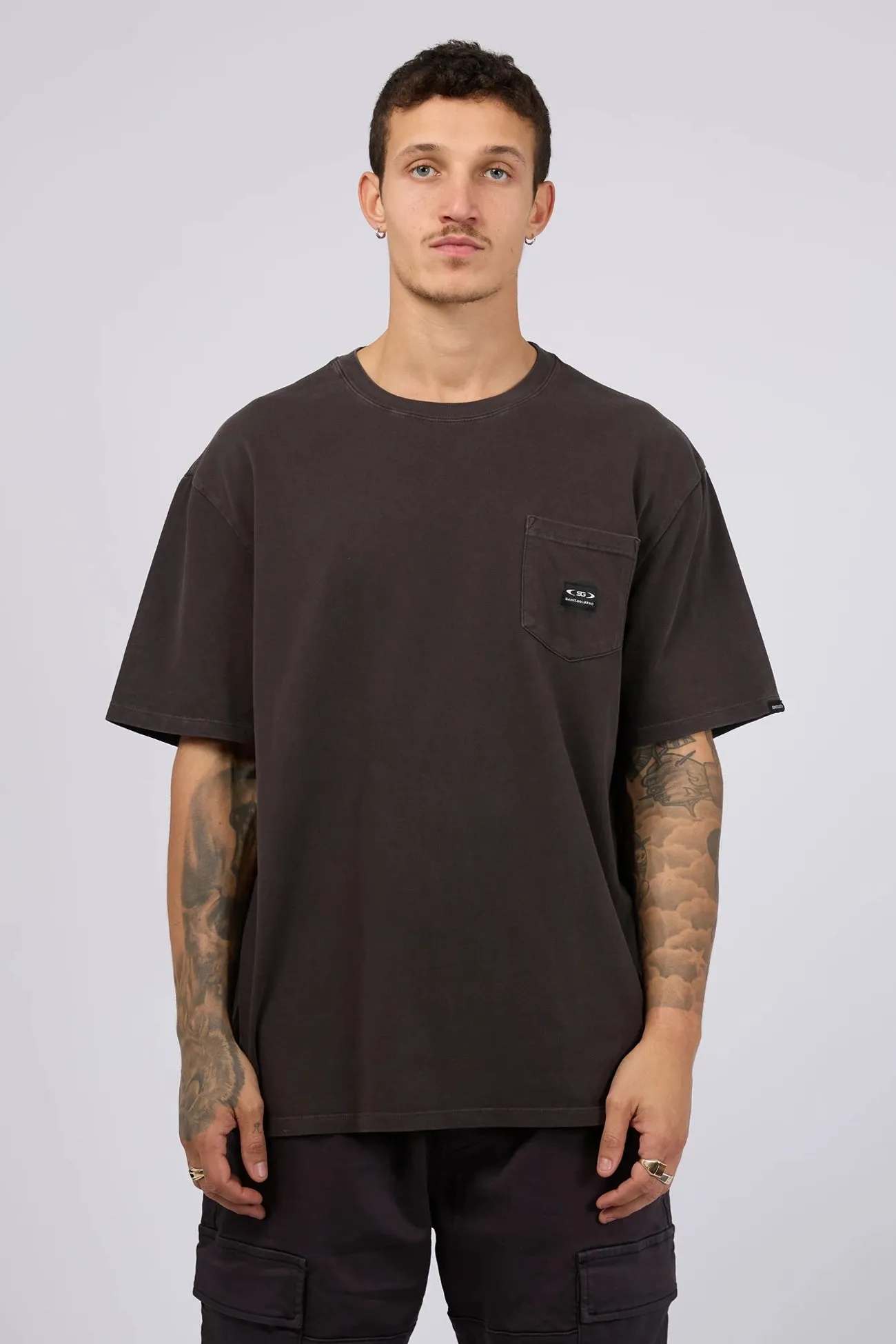 SG Pocket Tee Coal ReflectiveTrimDetails