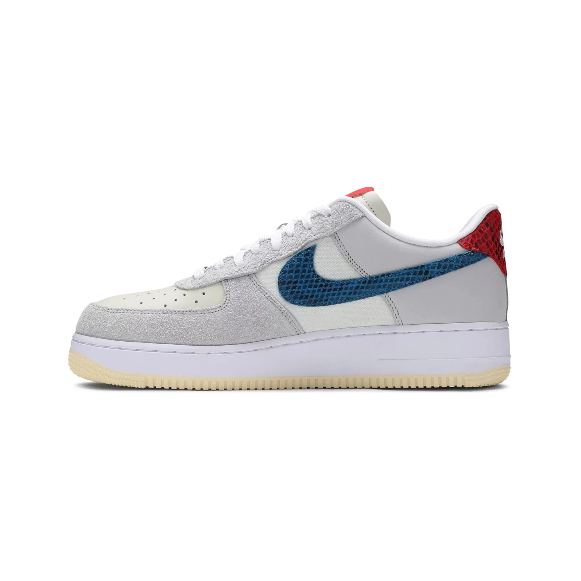 Weather Resistant Coating Nike Air Force 1 Low SP Undefeated 5 On It Dunk Vs. AF1 'Grey Fog' (2021)