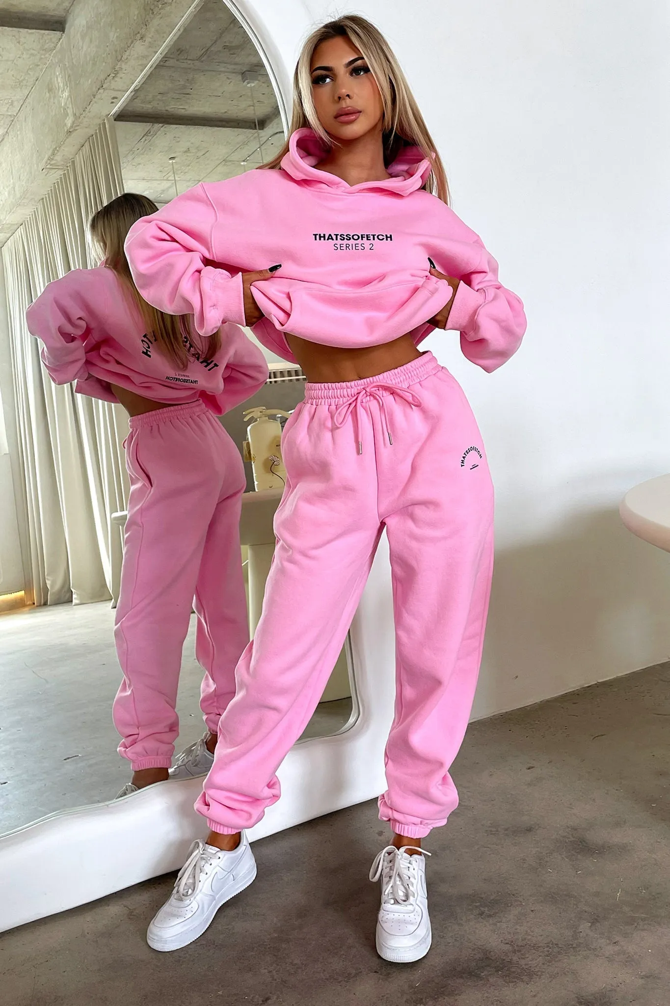 Series 2 Sweatpants - Pink Versatile Comfort