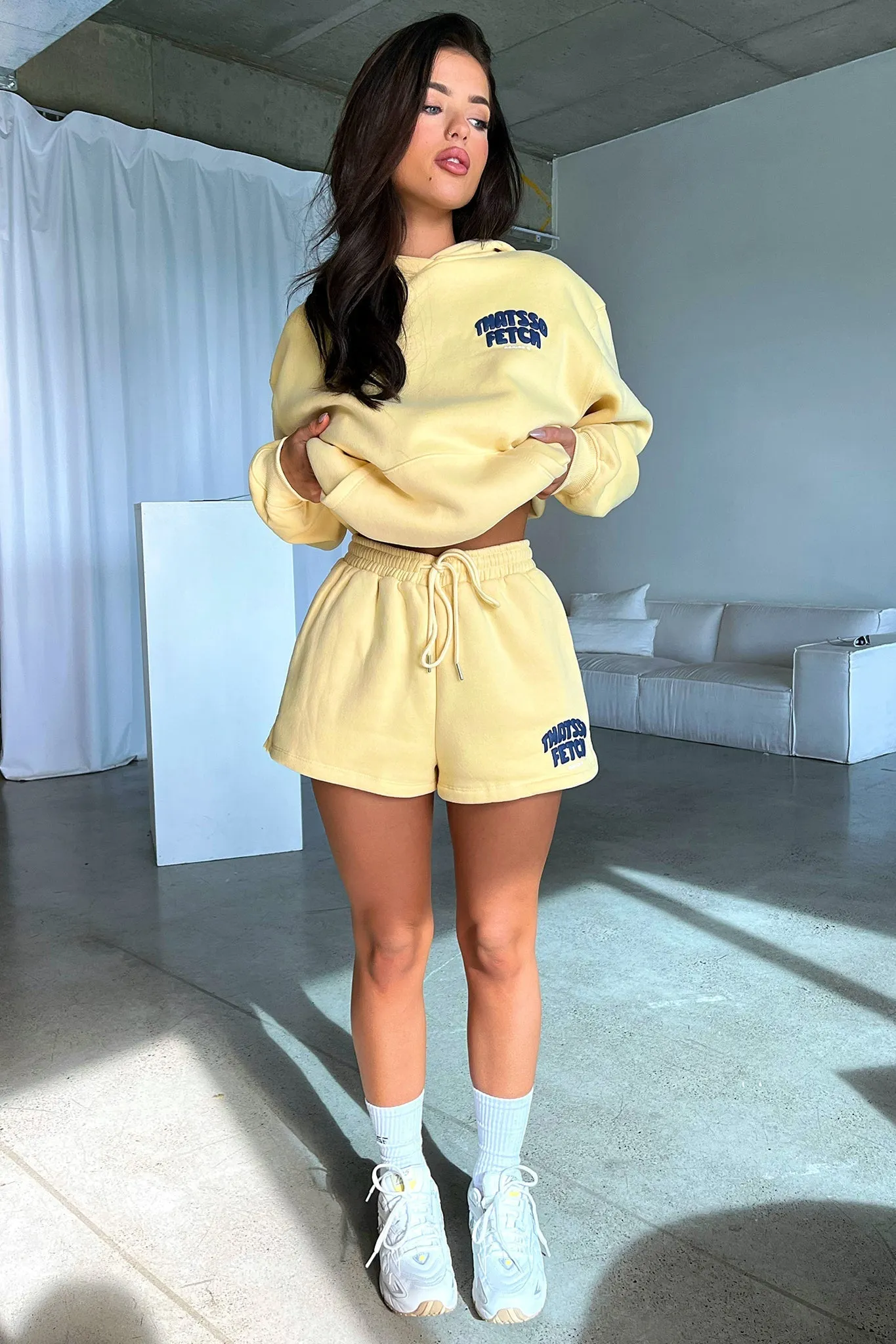 Bootcut style Series 5 Shorts - Yellow
