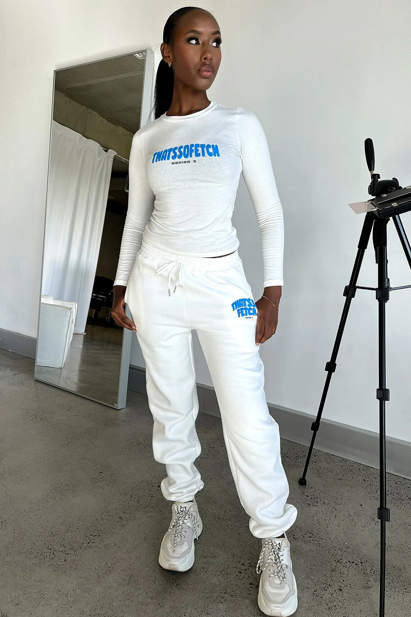 Heat Friendly Cozy Wear Series 5 Sweatpants - White