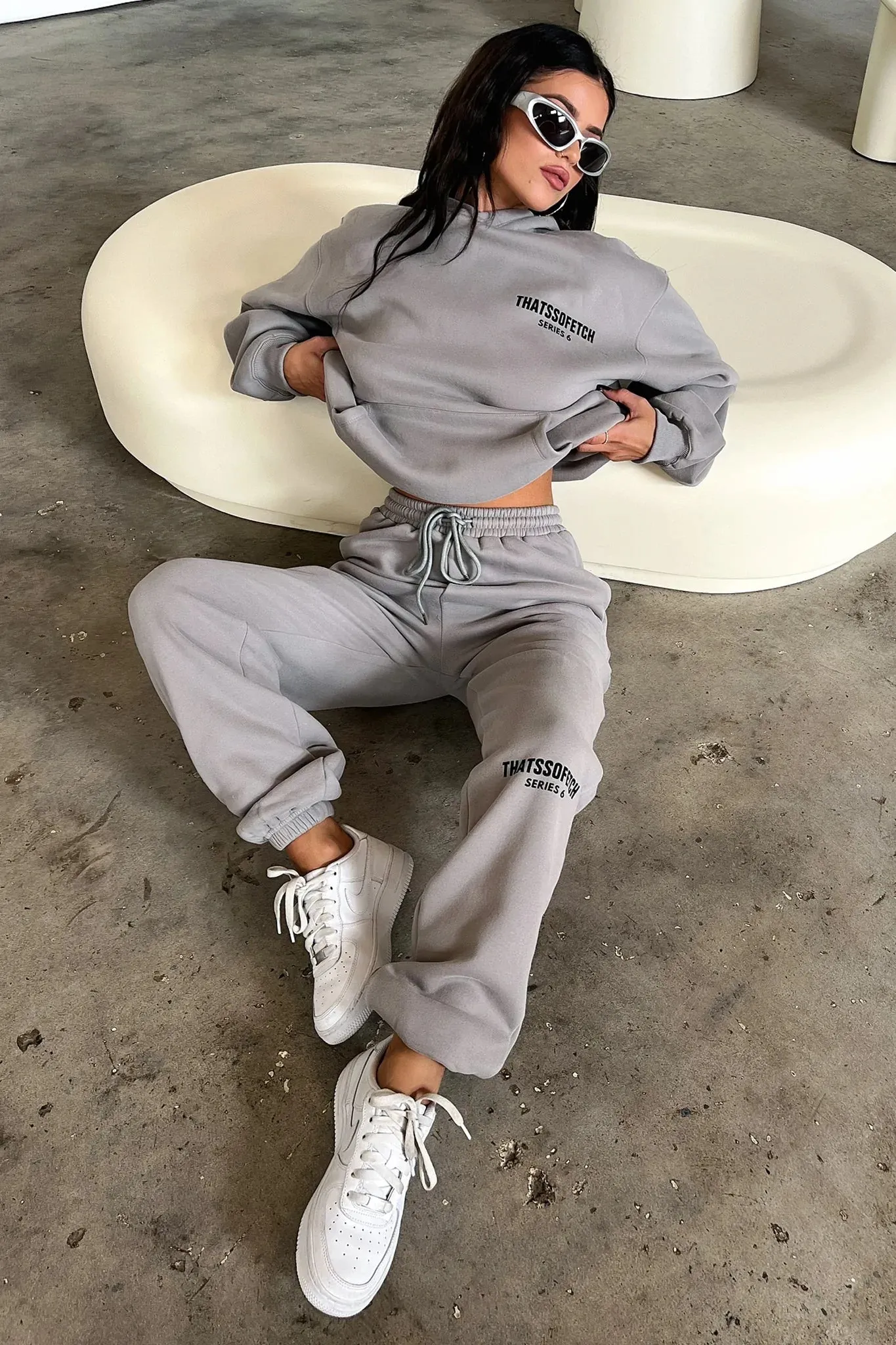 Series 6 Sweatpants - Grey smooth zipper