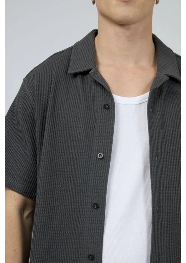 Session Waffle Short Sleeve Shirt Charcoal FoldableFeature