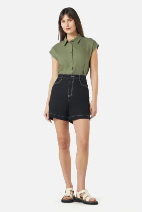 Shayla Short Non Restrictive Cut Quick Wear