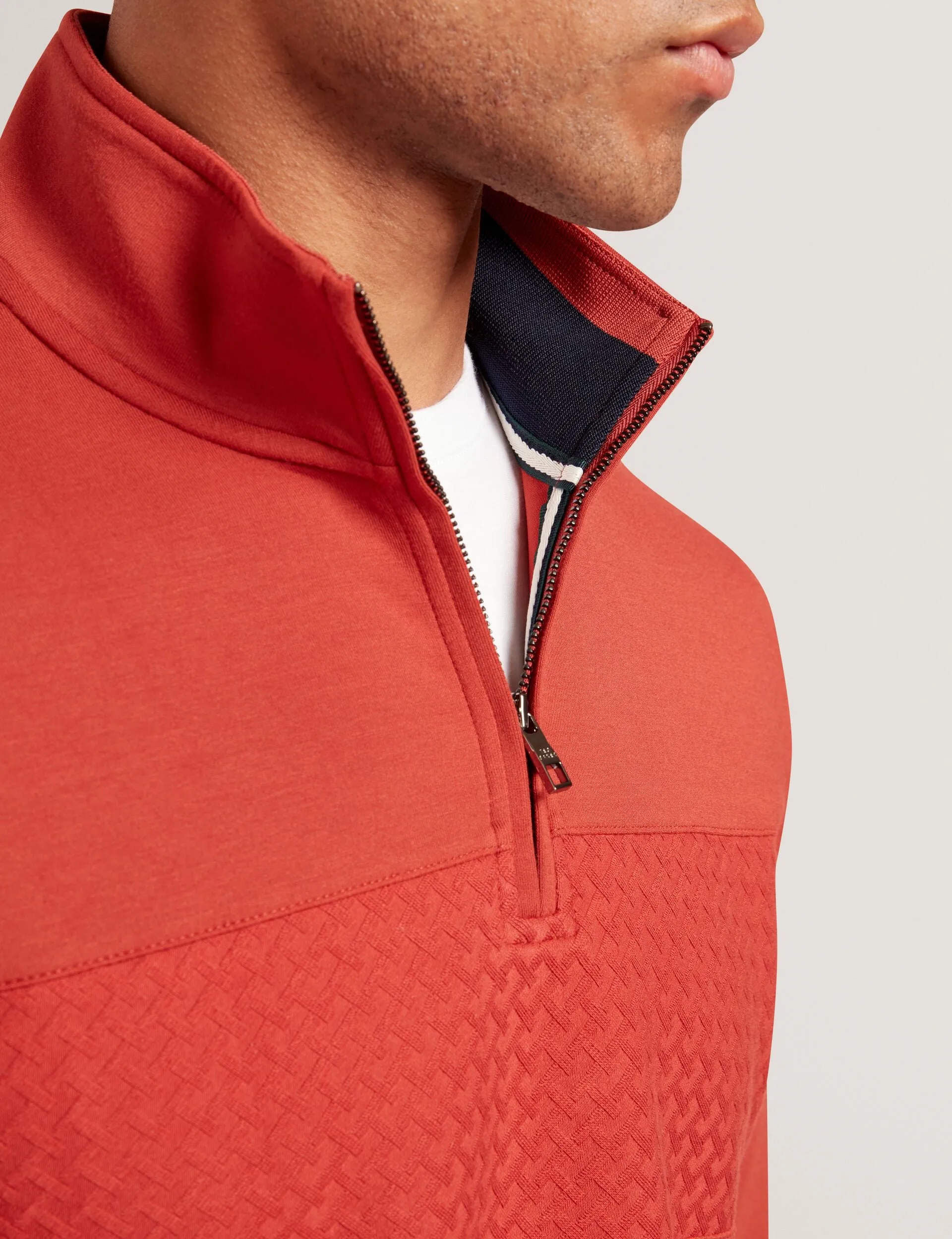 SIMONEA | DK-ORANGE Fashion staples