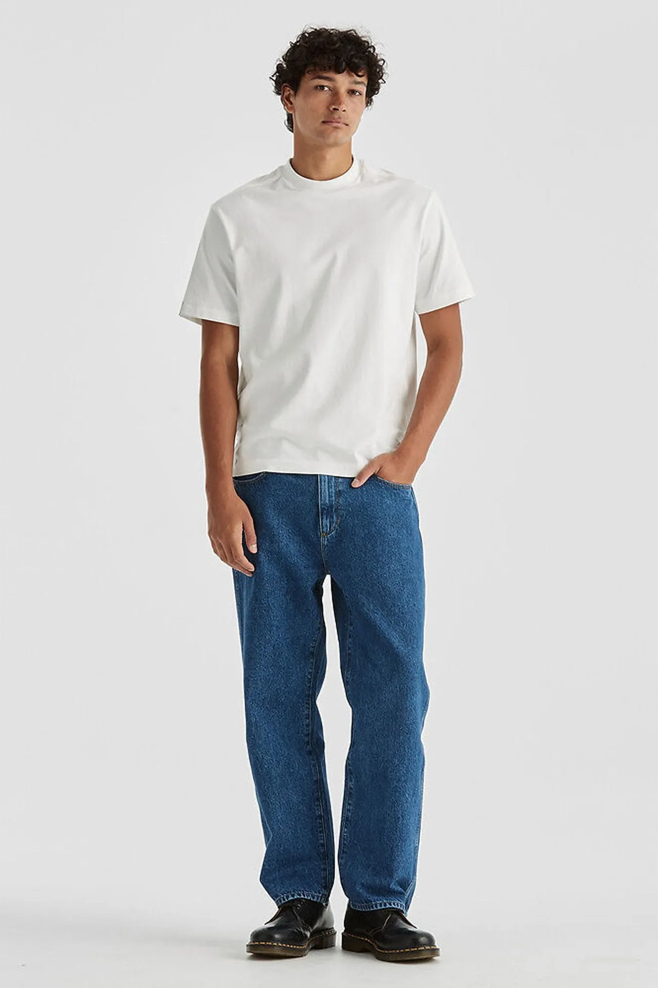 Travel Fit All Around Fit Slacker Jean Rising Indigo