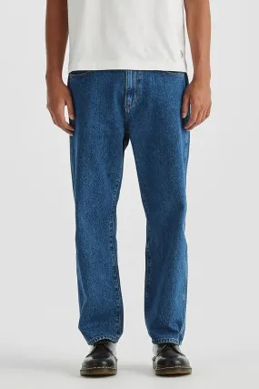 No Fuss Flexible Gusset Design Slacker Jean Rising Indigo