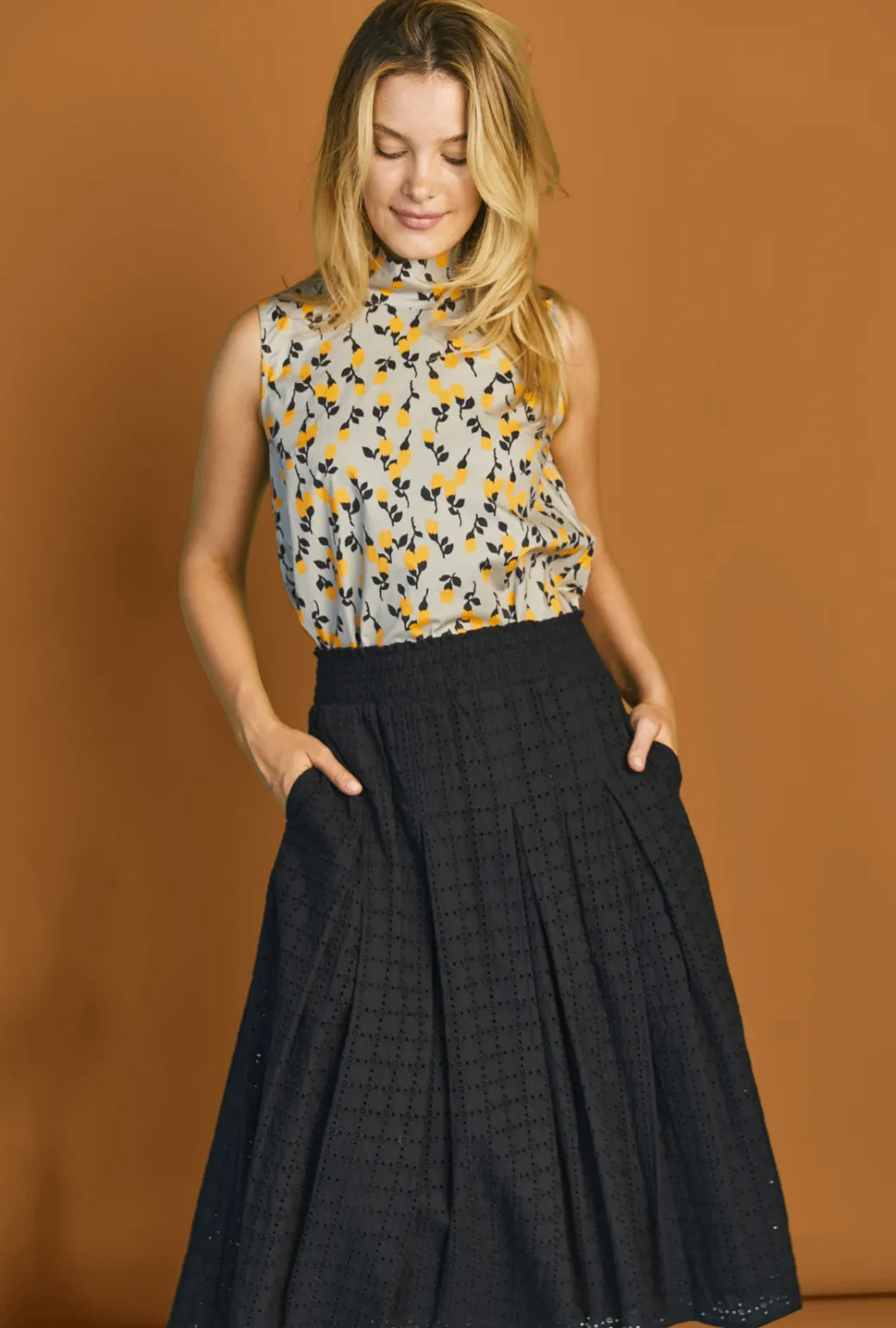 SoftTouchFinish Sleeveless Mod Top - Persimmon Floral