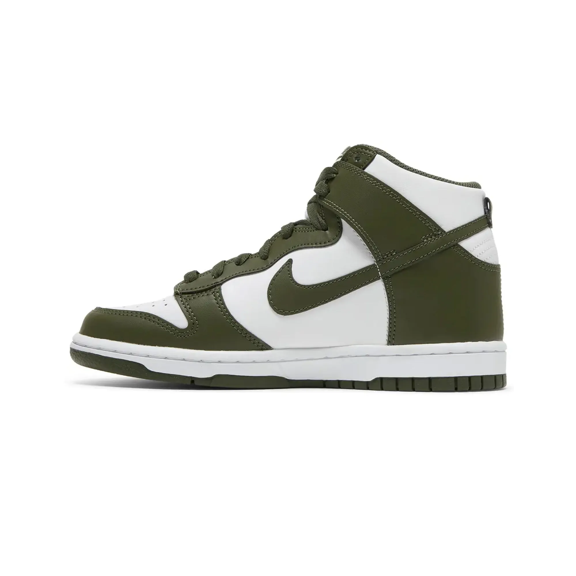 Dynamic Walk Nike Dunk High 'Cargo Khaki' GS (2021)