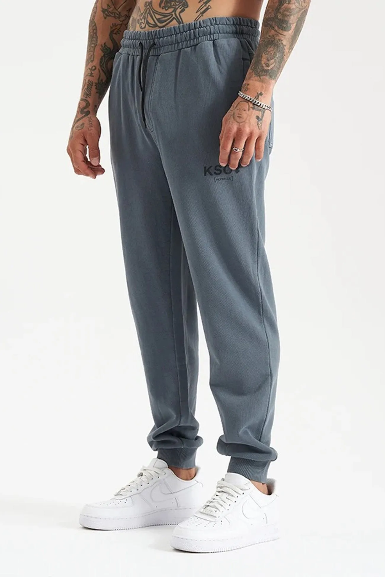 Brea Trackpant Pigment Stormy Weather Trendy Look