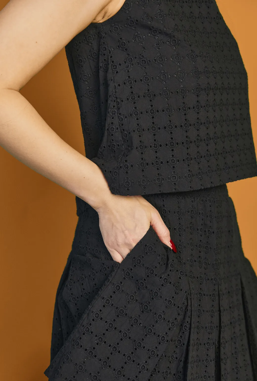 Core Fit Design Stylish Cut Smocked MINI Skirt - Black Eyelet