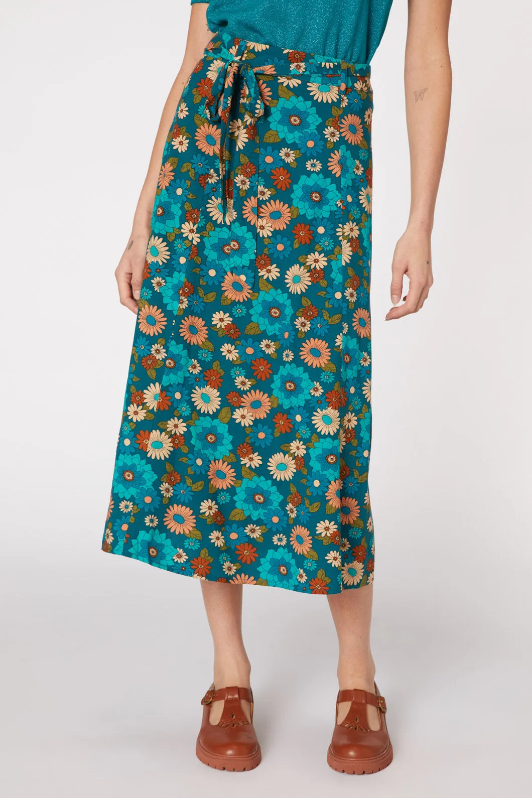 Lindy 70S Floral Skirt Active Layer Travel Fit