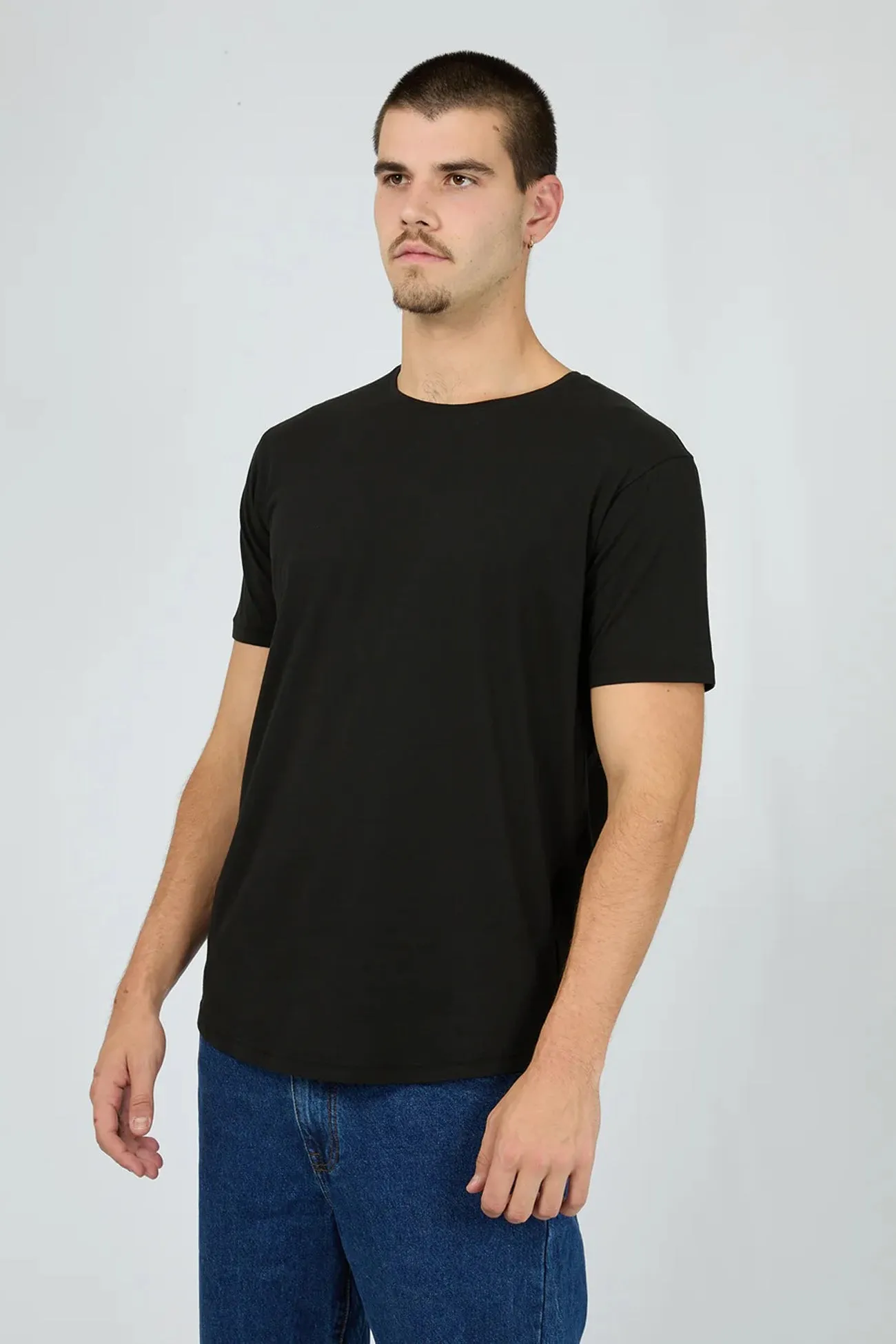Solid Tail Tee Black Anti Static Cloth Blend