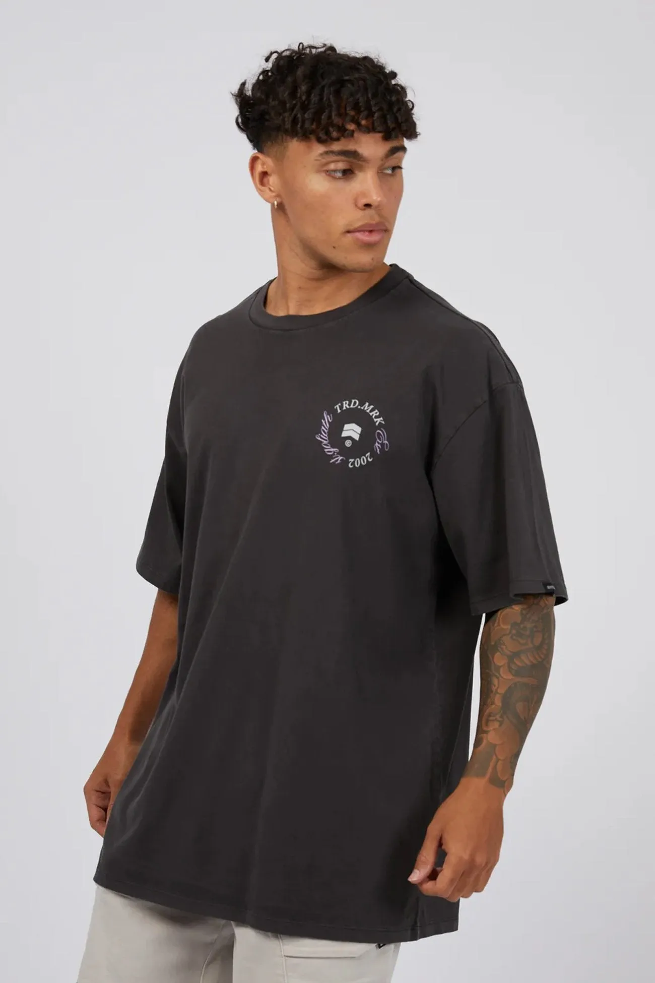 Ribbed Trim Details Soft Wool Spiral Tee Washed Black