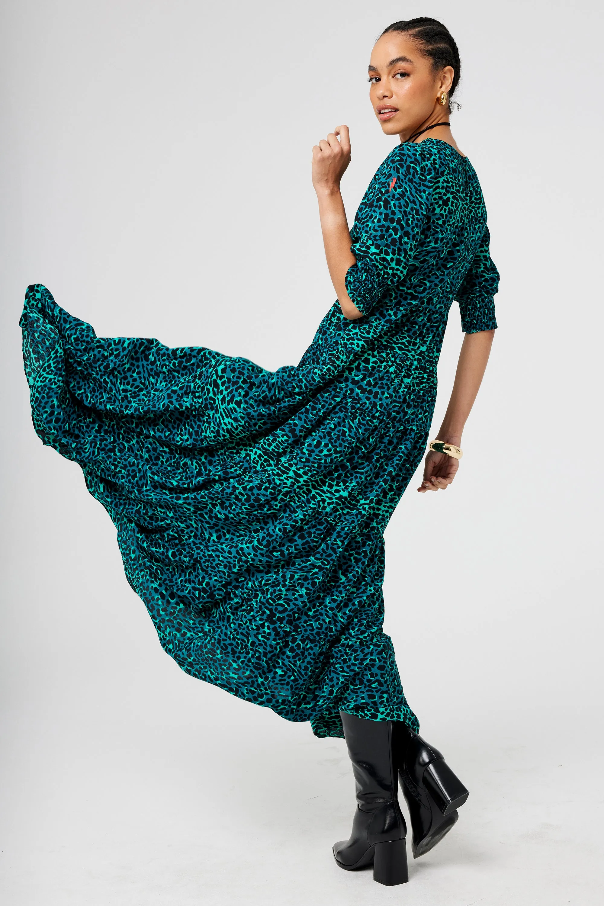 Green with Black Wild Leopard Maxi Dress Lightweight Art-Gallery