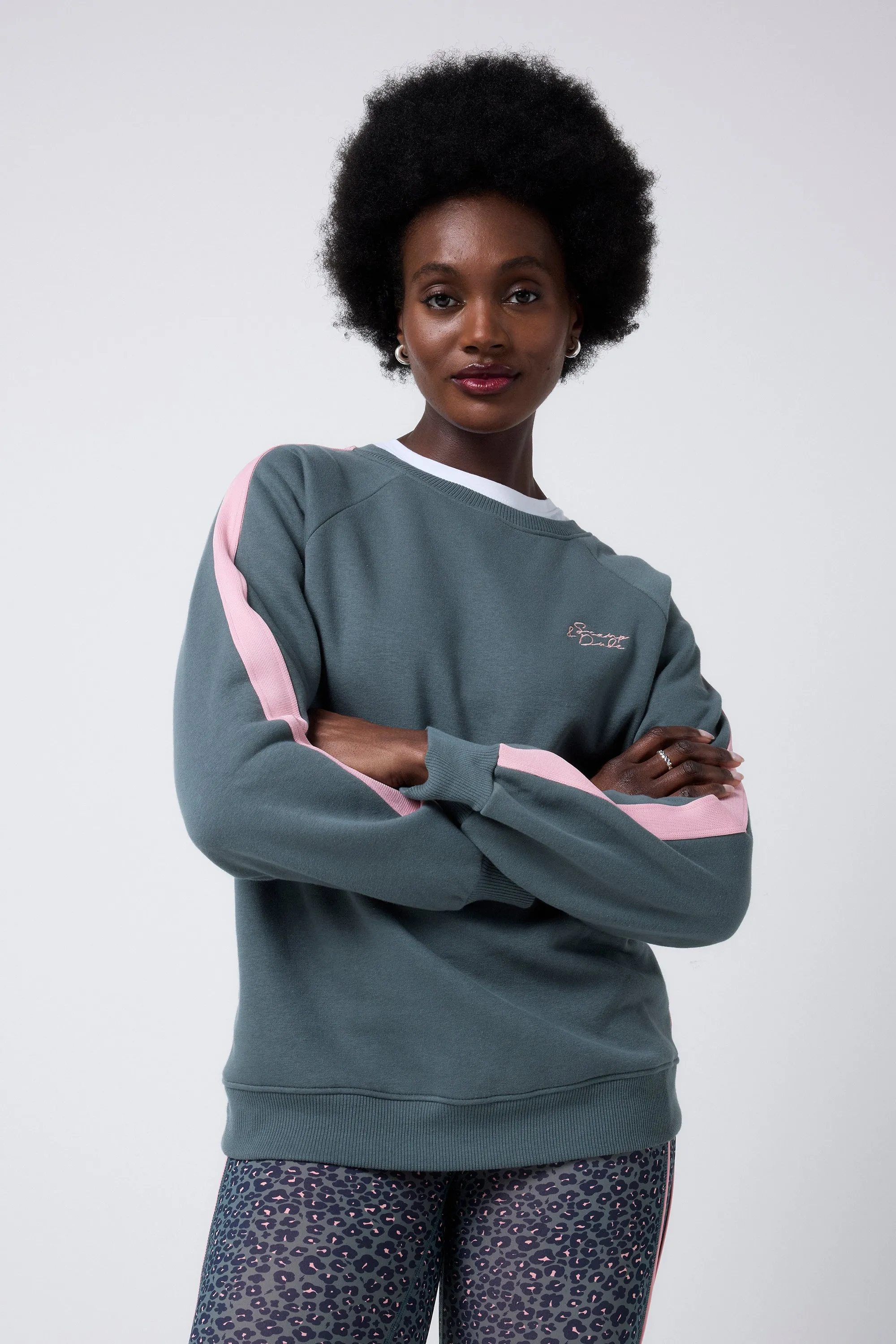 Cozy Gear Travel Relaxed Khaki with Pink Colourblock Relaxed Sweatshirt
