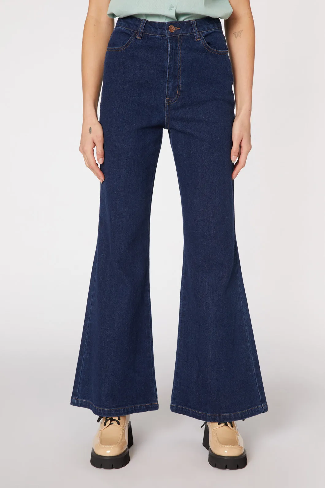 Ines Jean Comfy Vibes