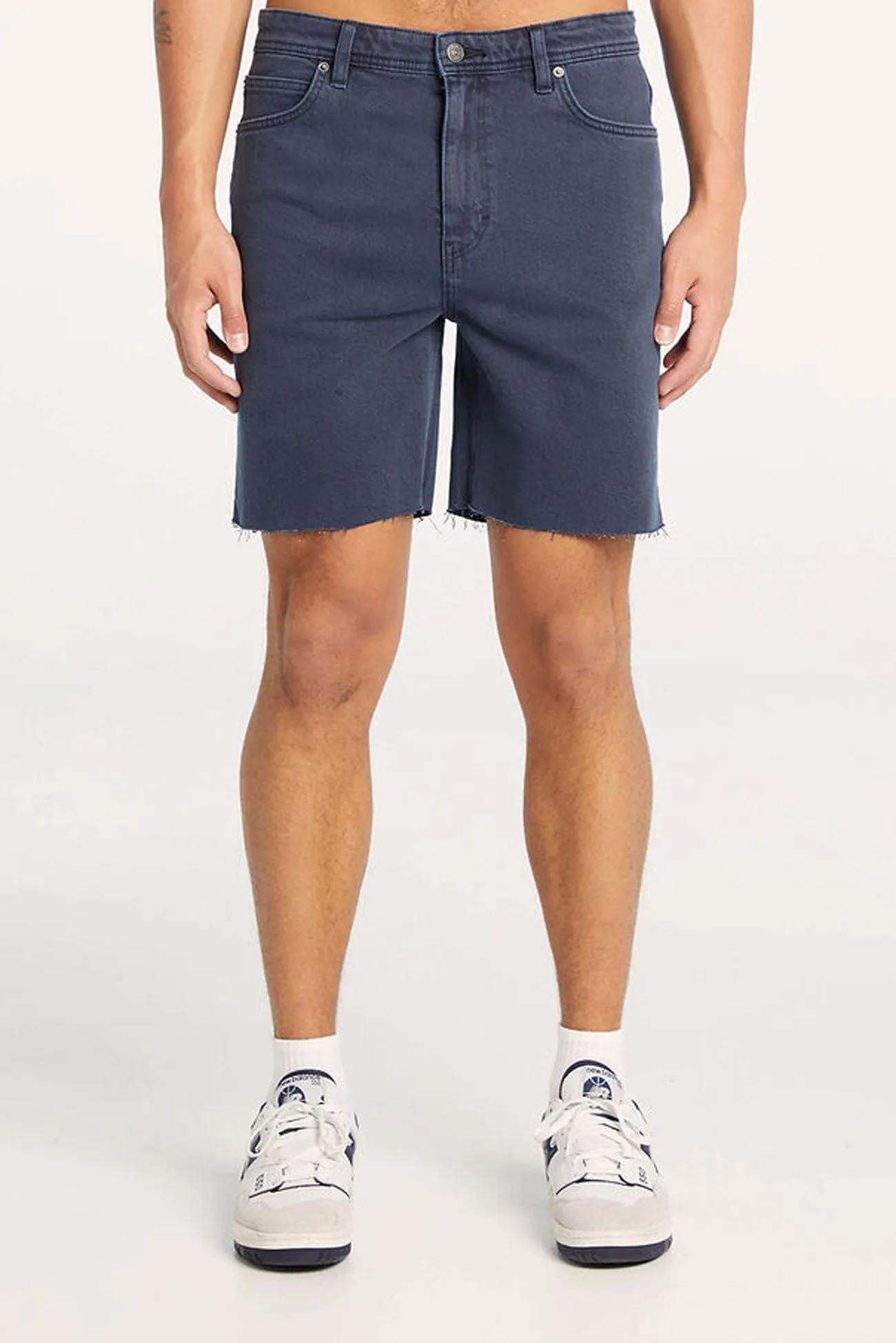 L-Two Short Smoke Blue Simple and Cozy Freedom Move