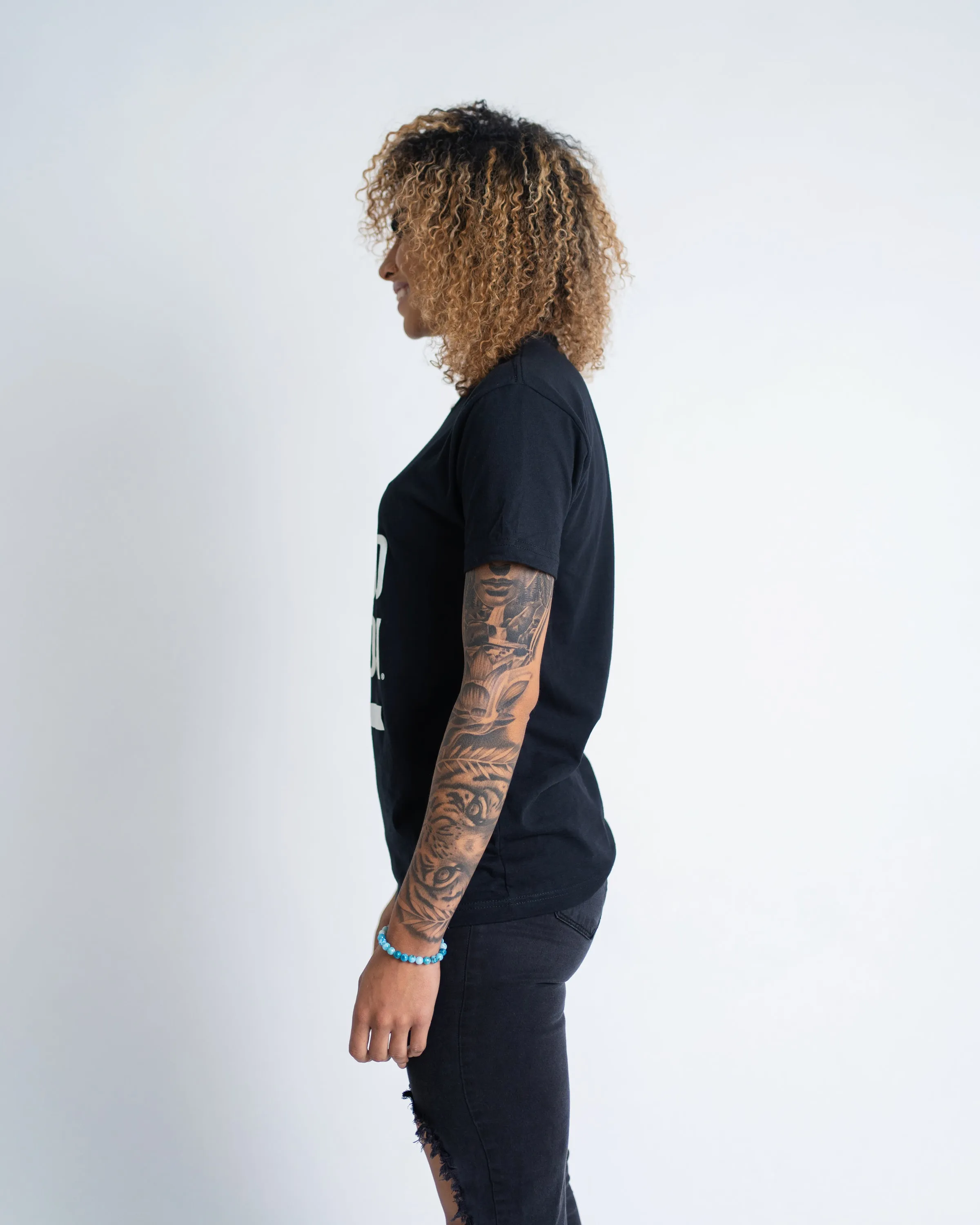 Signature Colorado Hometown T-Shirt - Black CrossBackDesign Knit Fabric Technology