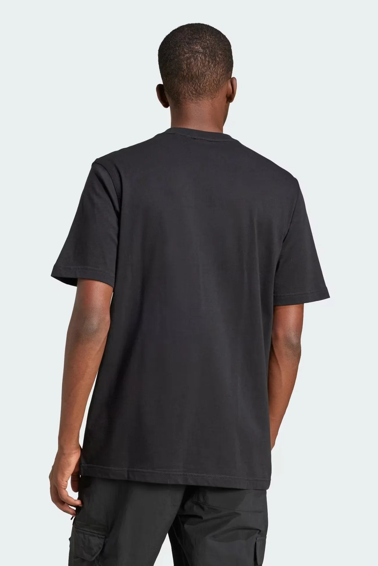 ContrastTipping Trefoil Essential Tee Black