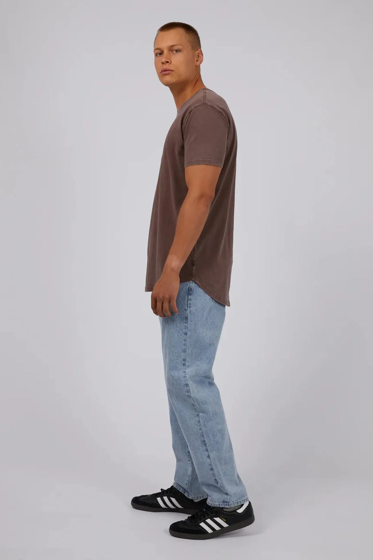 Unstructured Fit Sustainable Waterproofing Tail Tee Chocolate