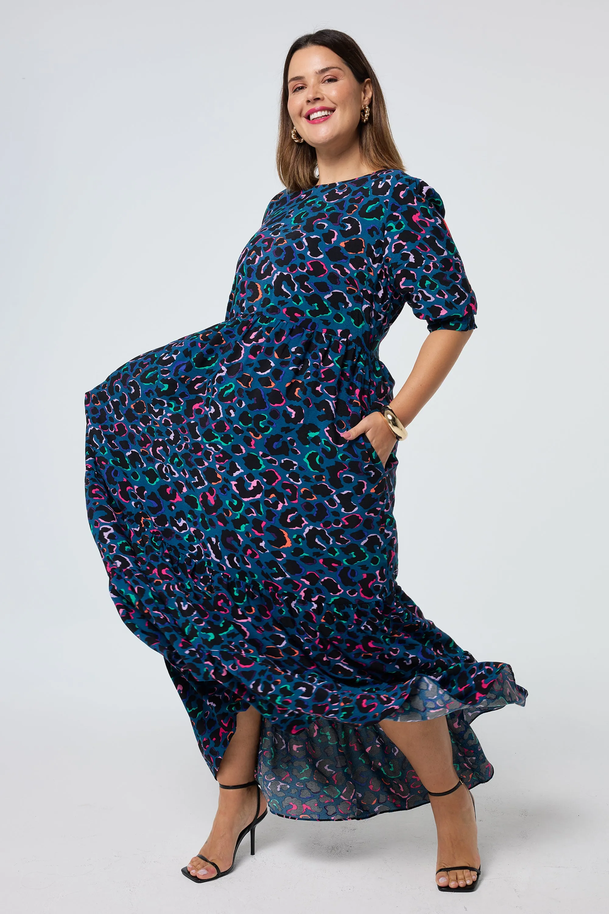 Calm Style Teal with Rainbow Shadow Leopard Maxi Dress