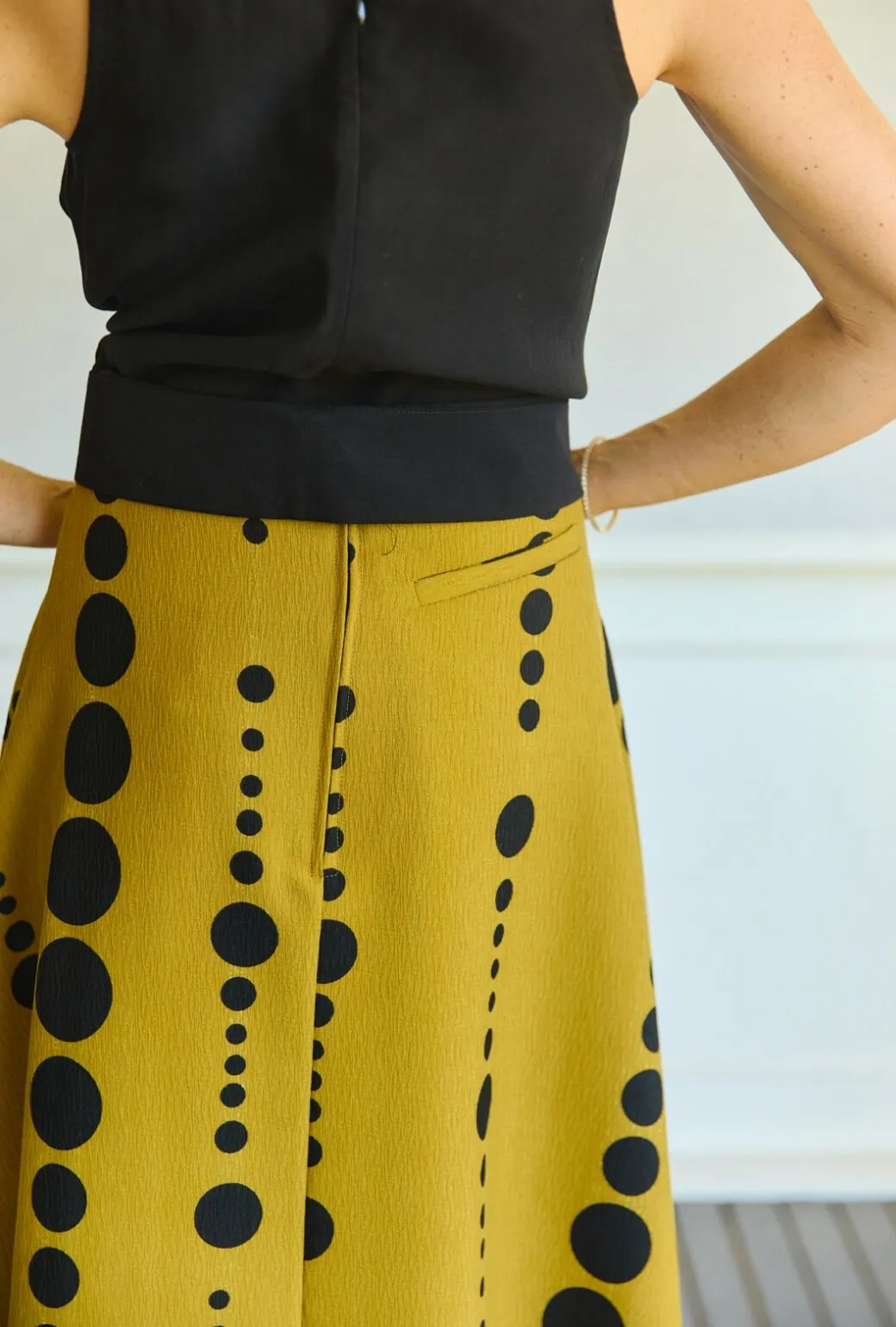 The Laura Skirt - Dijon Dots Quick Layer