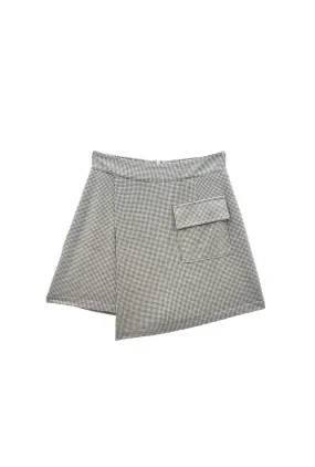 The Serena Skort - Black Gingham Knit Packable design