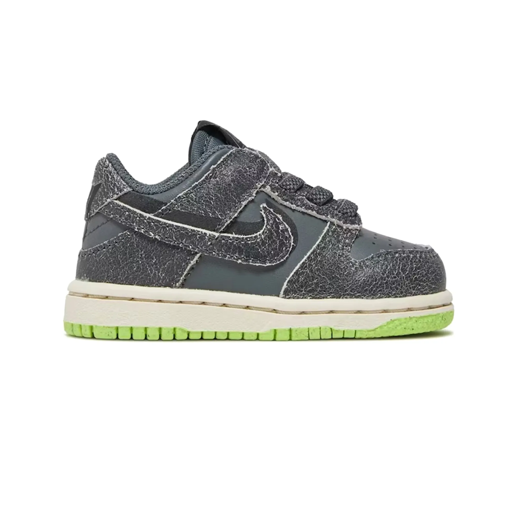 Shine Finish Perforated Toe Box Nike Dunk Low 'Halloween' TD (2022)