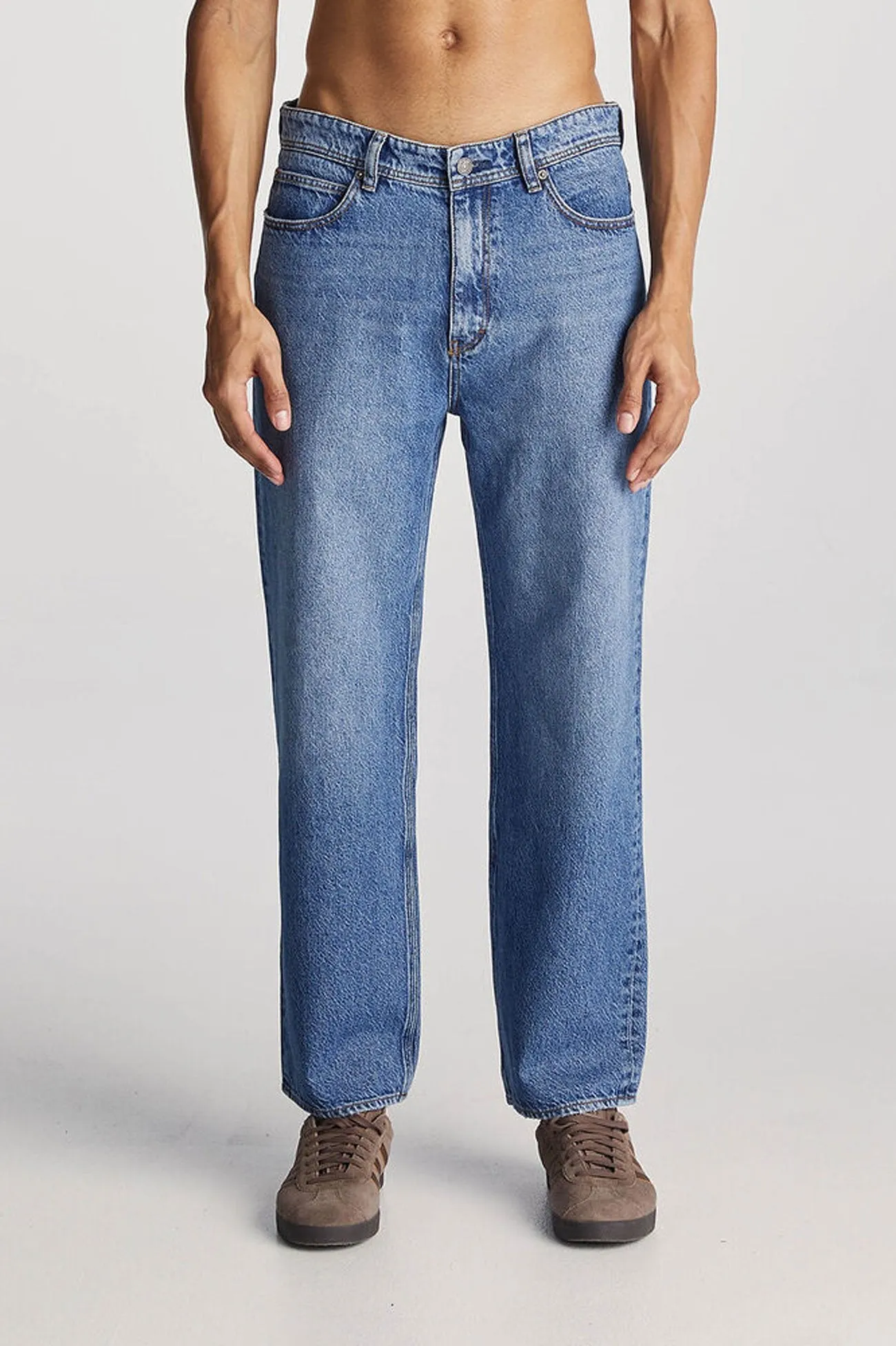 Metallic accents Multi-way wear L-Four Baggy Relaxed Jean Turntable Indigo