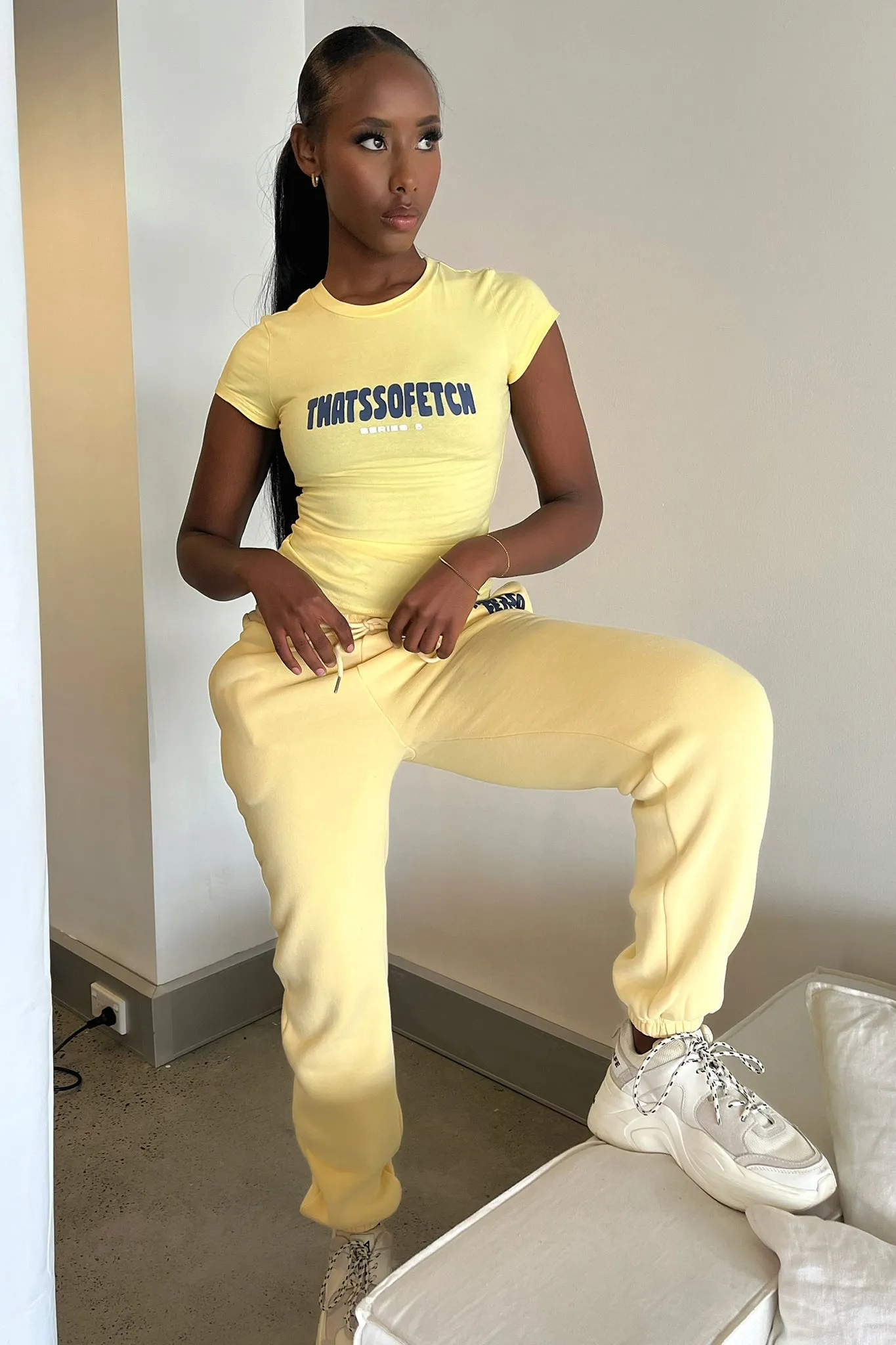 Free Movement Series 5 Sweatpants - Yellow
