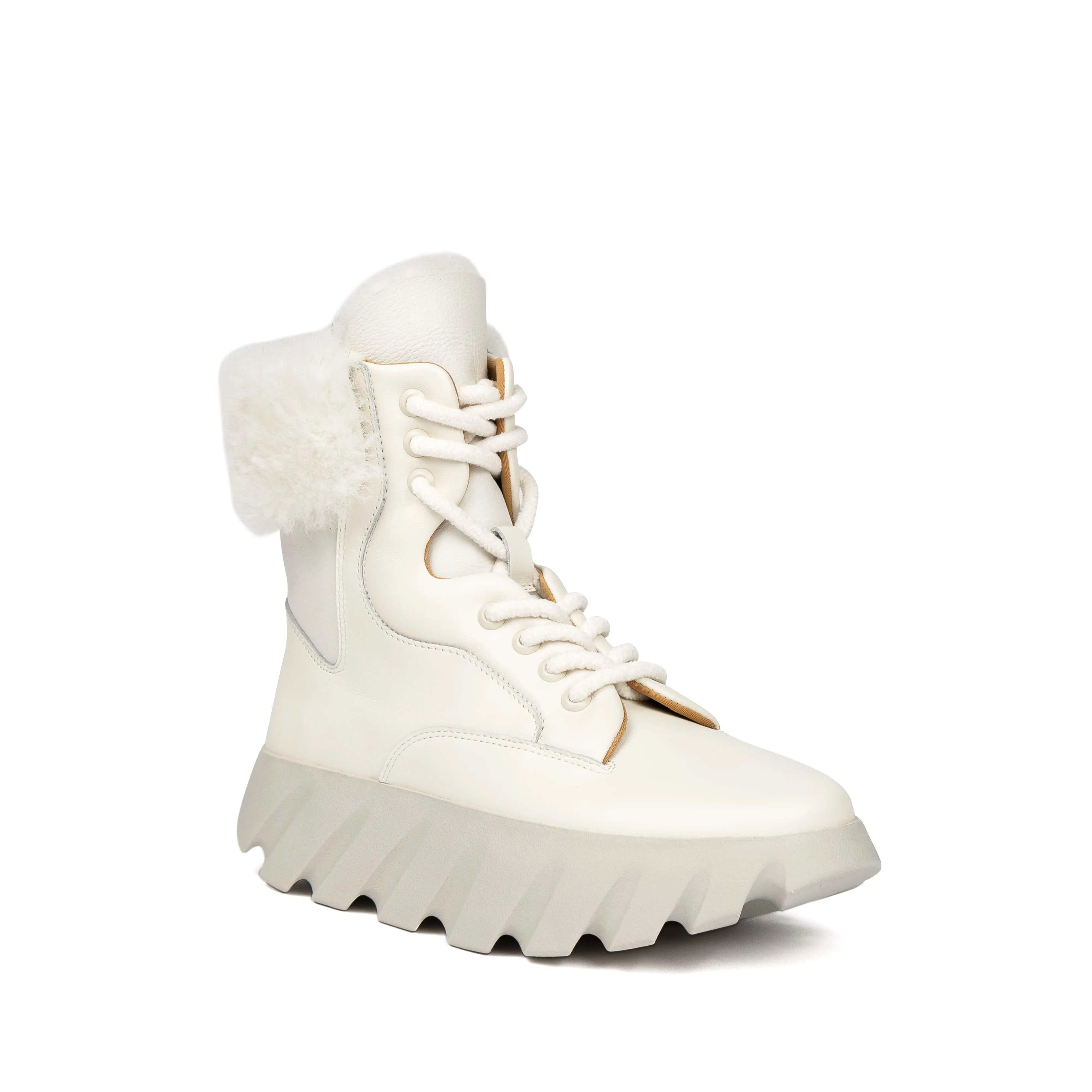 TURA FOA IVORY Ventilated