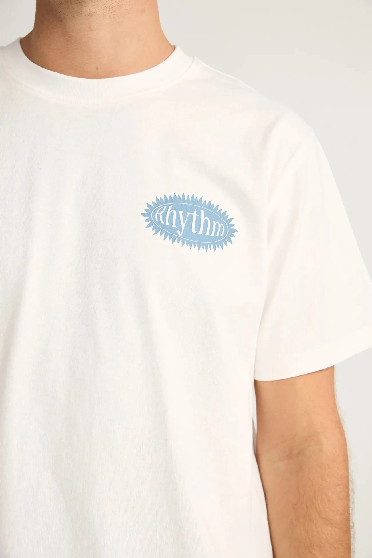 Ritmo Printed Vintage Short Sleeve T-Shirt Vintage White MinimalistAesthetic Soft Touch Blend
