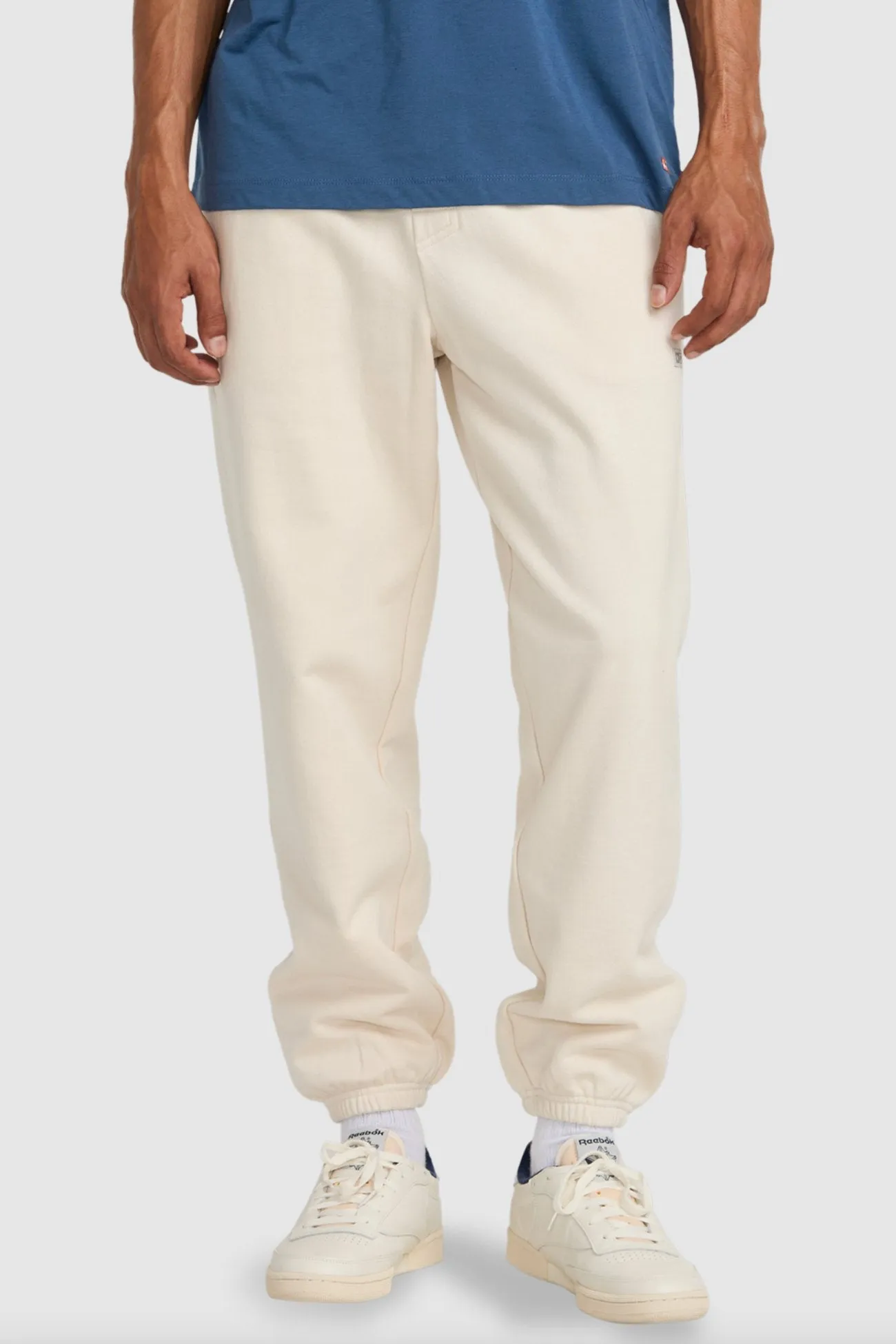 VA Essential Sweatpant Ceramic Classic Cut All Purpose Fit