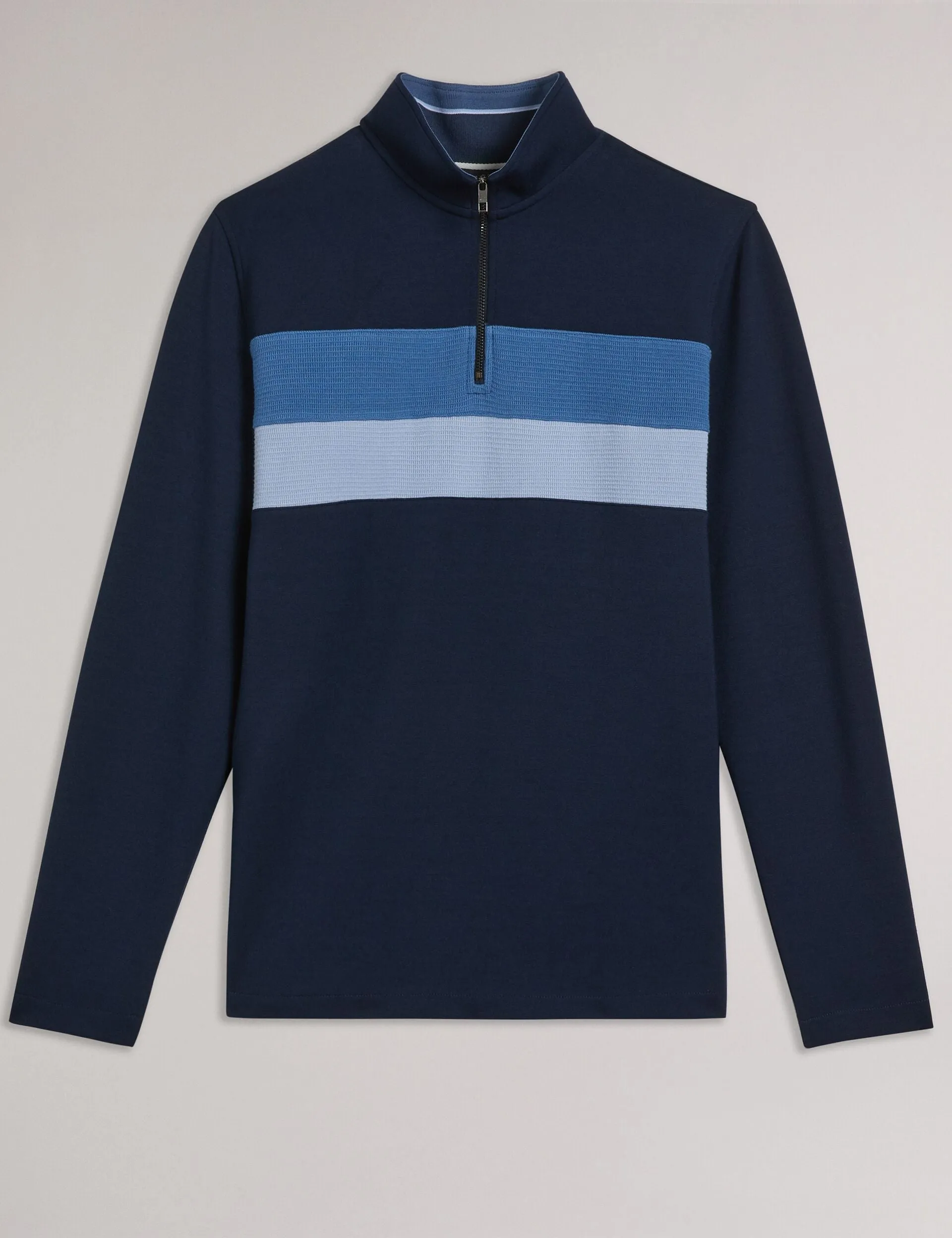 VELLER | NAVY Functional Fashion