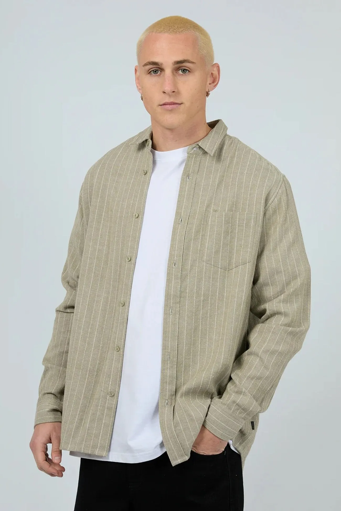 AntiPillTreatment LaserCutVents Walker Shirt Khaki