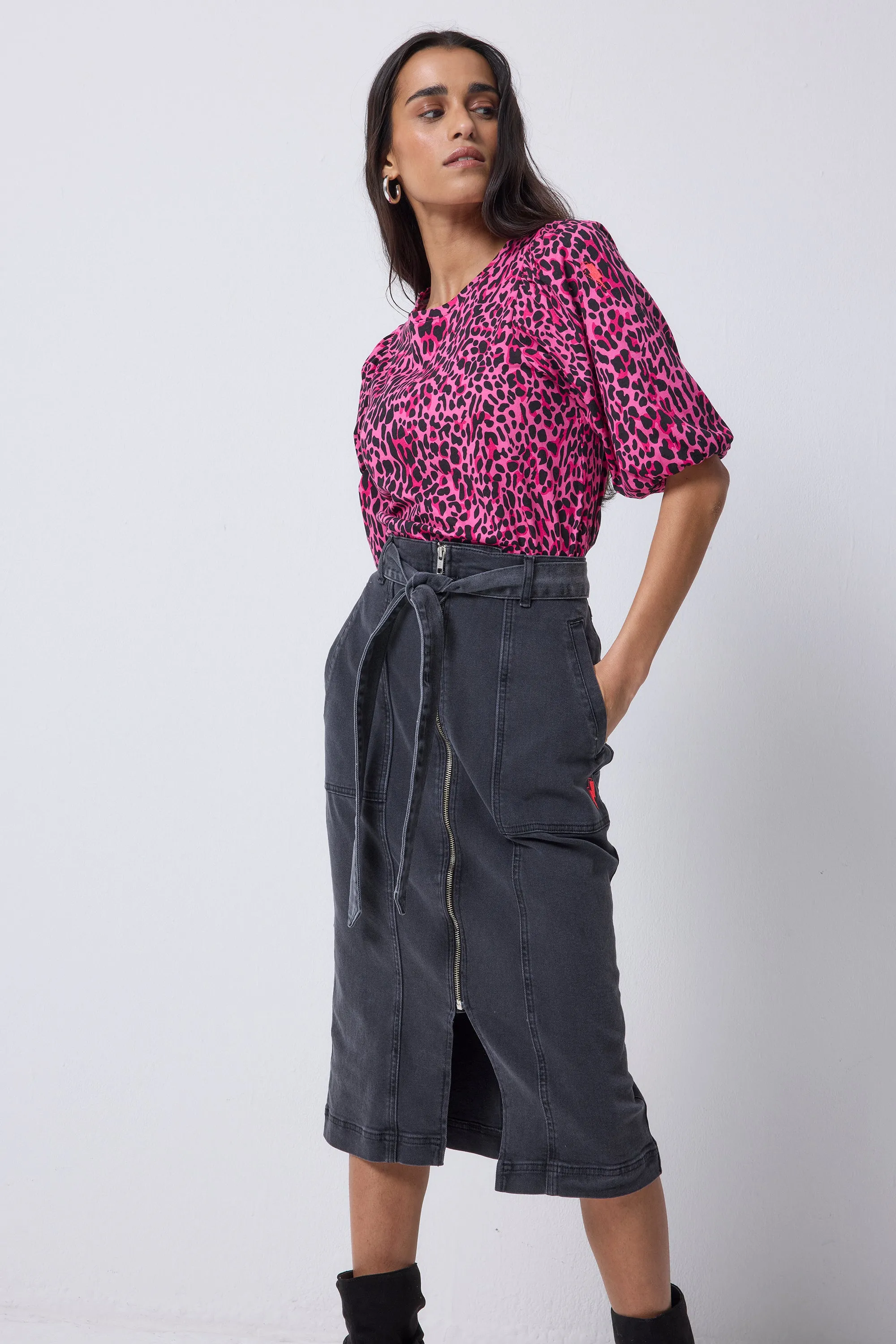 Wrinkle Resistant Finish Smart Comfort Washed Black Zip Detail Denim Midi Skirt