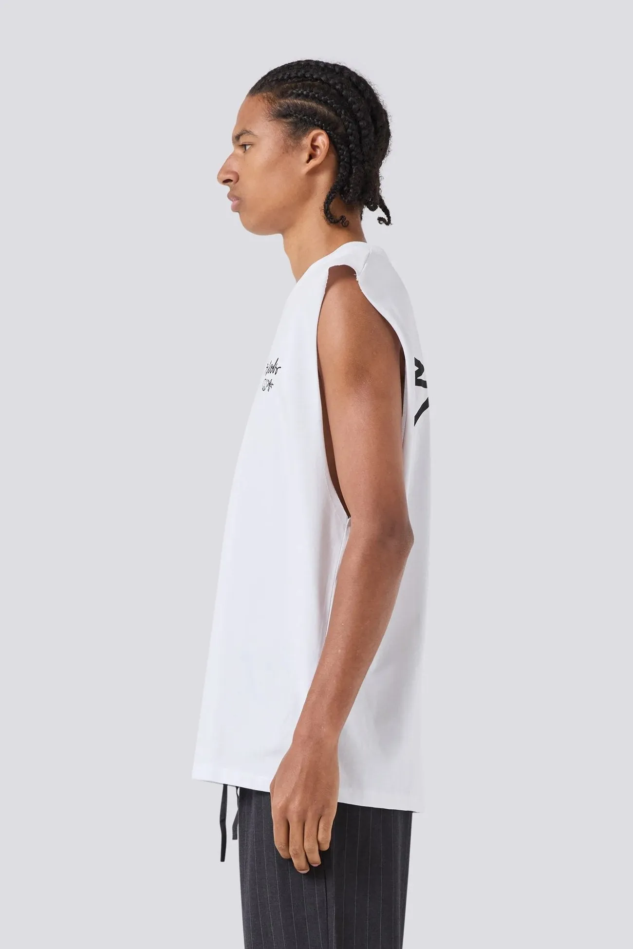 YC Muscle White Formal Tank NoSlip Grip